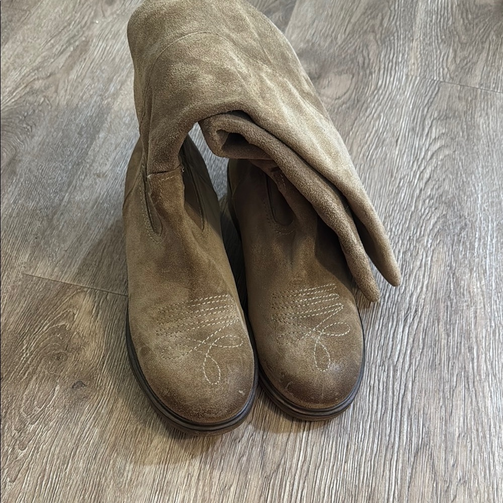 Free People tan Suede Women's Boots